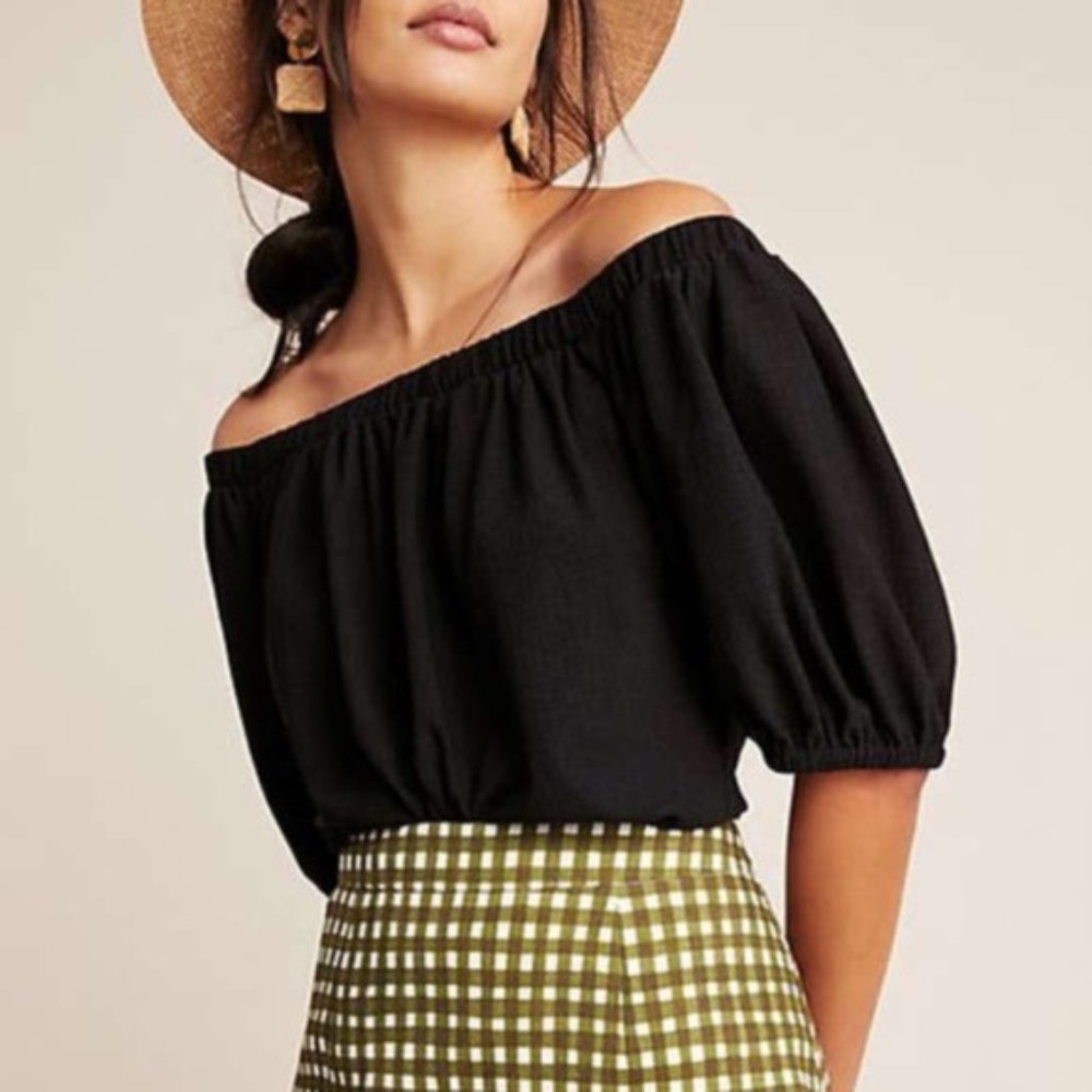 🚘MOVING🚘 Anthropologie Off the Shoulder Top S